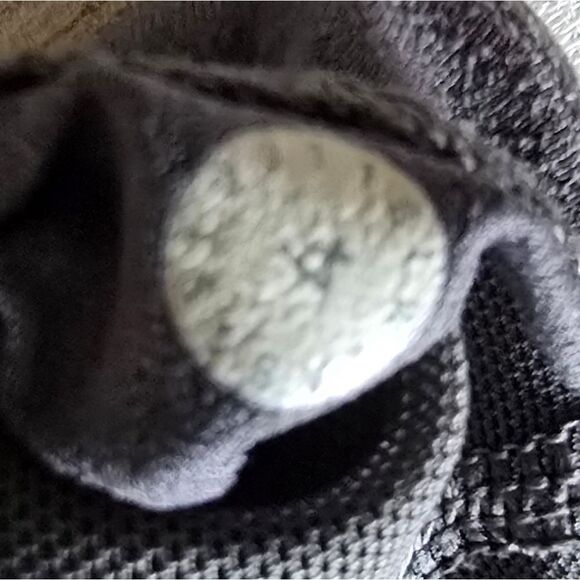 lululemon athletica Gray Crisscross Sports Bra - Picture 3 of 3